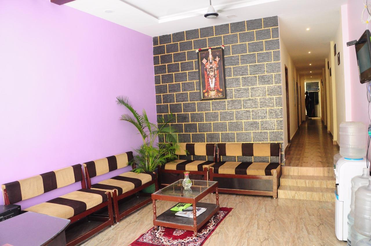 Sgs Residency Villa ตีรูปาติ ภายนอก รูปภาพ
