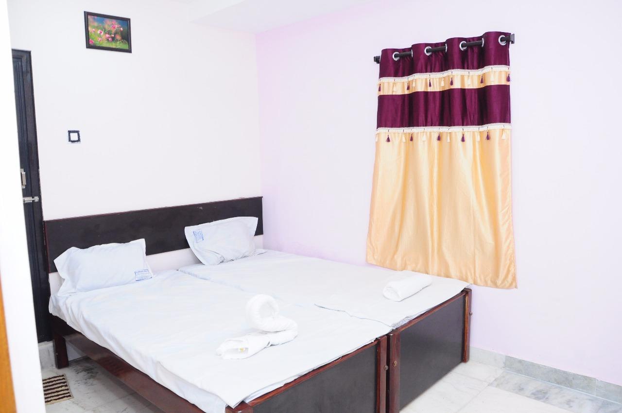 Sgs Residency Villa ตีรูปาติ ภายนอก รูปภาพ