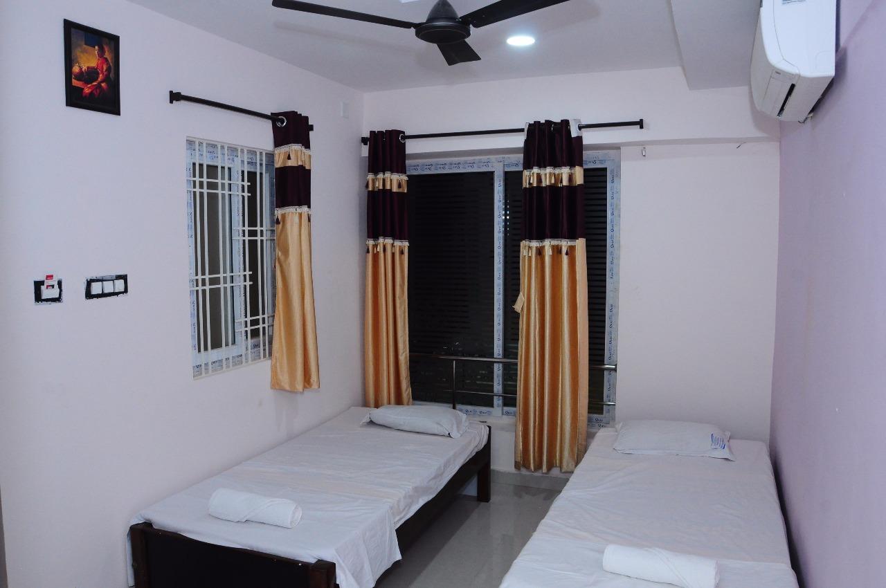 Sgs Residency Villa ตีรูปาติ ภายนอก รูปภาพ